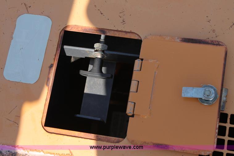 image for item G5751 2003 Case CX330 excavator