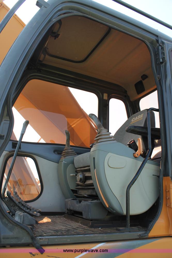 image for item G5751 2003 Case CX330 excavator