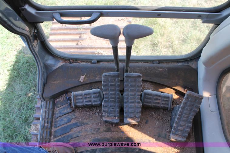 image for item G5751 2003 Case CX330 excavator