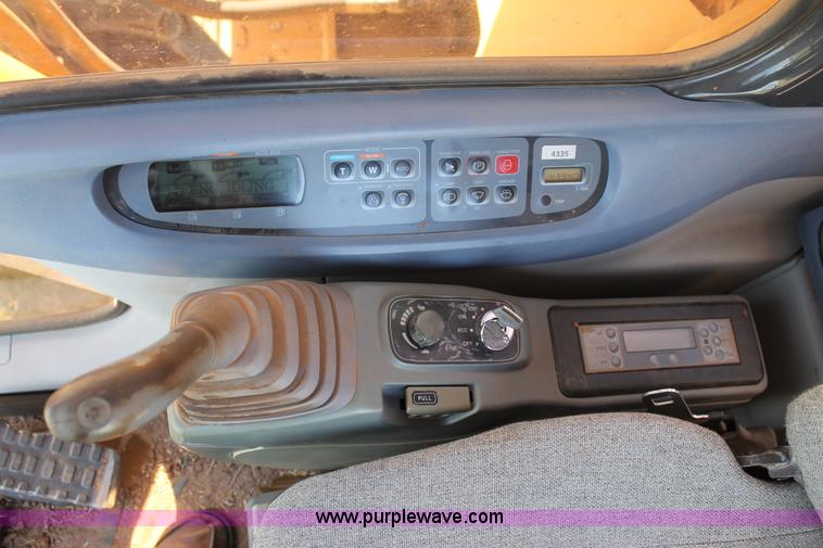 image for item G5751 2003 Case CX330 excavator