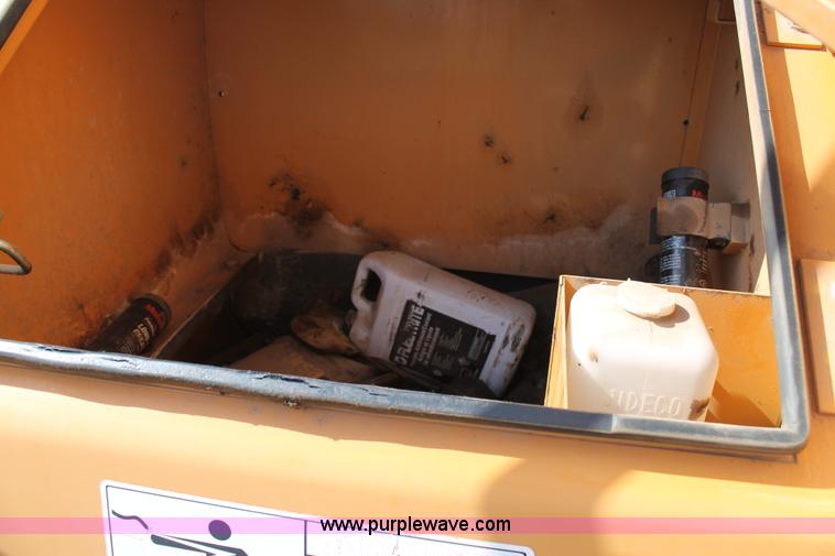 image for item G5751 2003 Case CX330 excavator