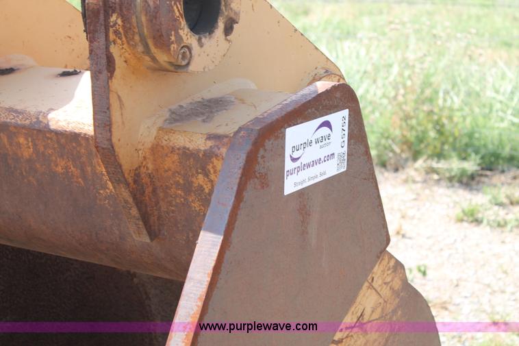image for item G5752 Esco excavator bucket