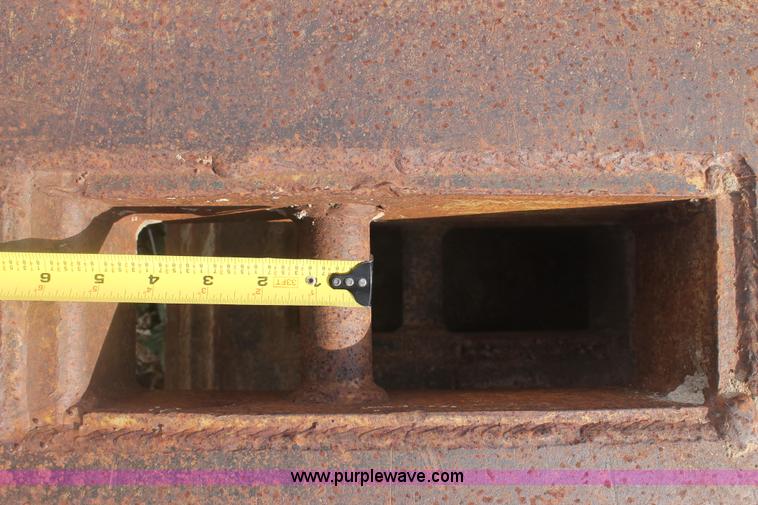 image for item G5760 4' x 20' trench box