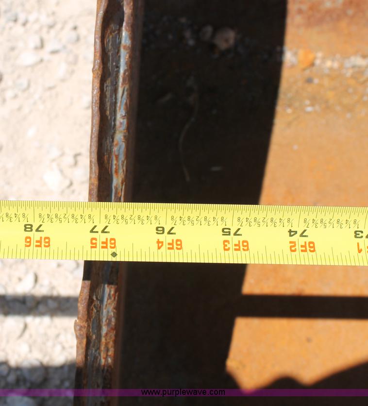 image for item G5786 2001 New Holland LS190 skid steer