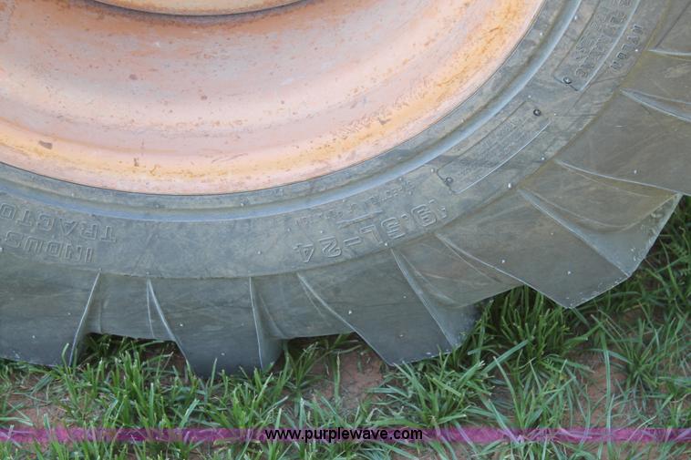 image for item G5787 2005 Case 570M XT landscape loader