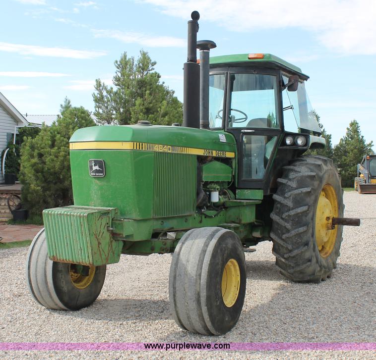 image for item G5788 1981 John Deere 4840 tractor