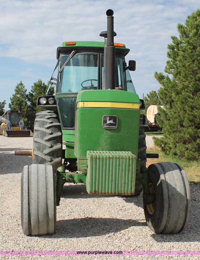 image for item G5788 1981 John Deere 4840 tractor