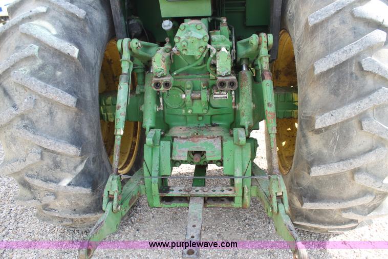 image for item G5788 1981 John Deere 4840 tractor