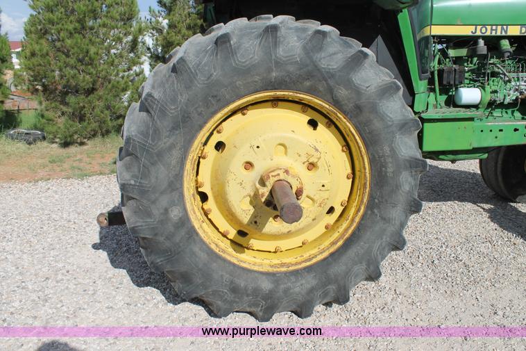 image for item G5788 1981 John Deere 4840 tractor