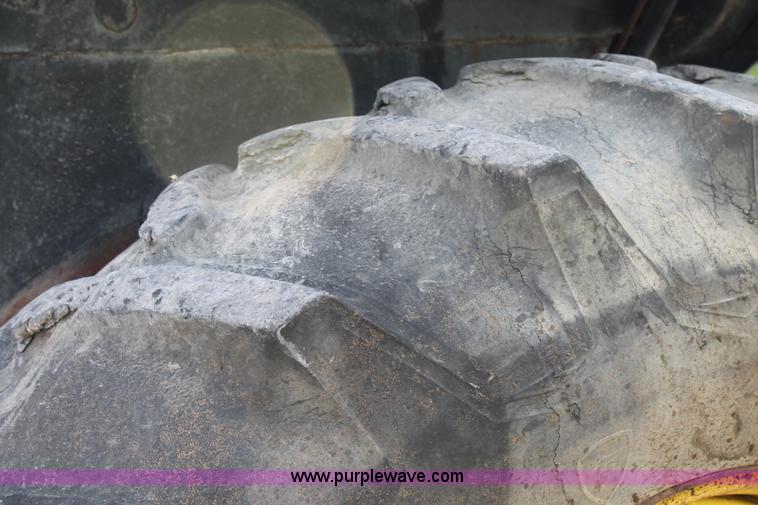 image for item G5788 1981 John Deere 4840 tractor