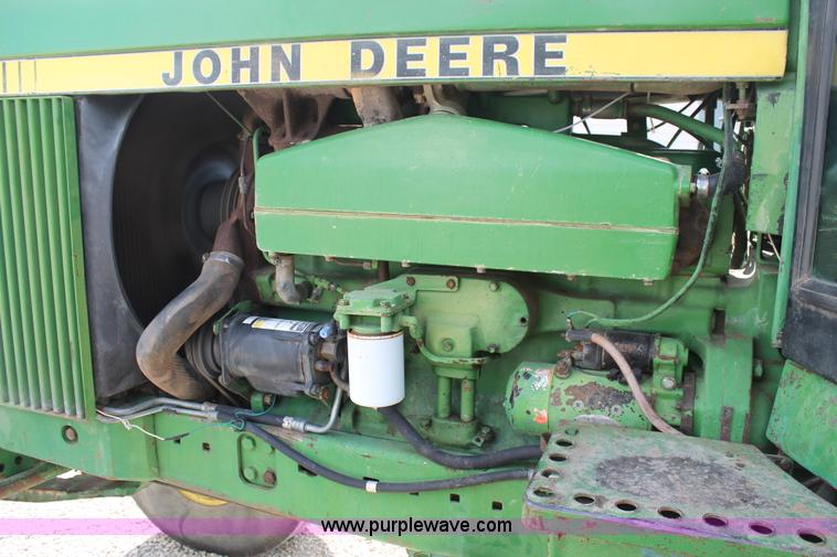 image for item G5788 1981 John Deere 4840 tractor