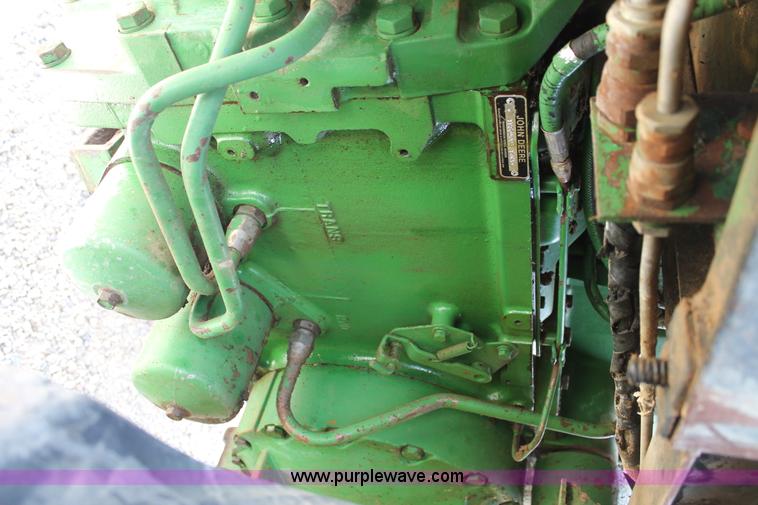 image for item G5788 1981 John Deere 4840 tractor