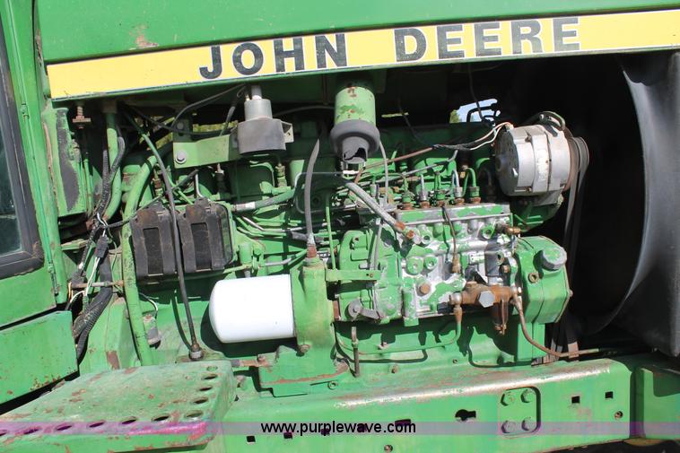 image for item G5788 1981 John Deere 4840 tractor