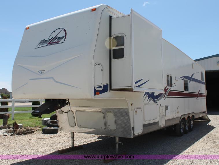 image for item G5789 2007 Fleetwood 37.5' fifth wheel travel trailer
