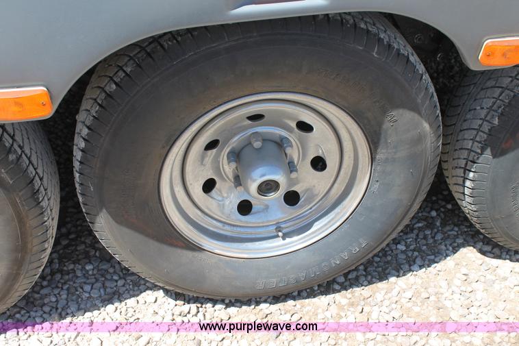 image for item G5789 2007 Fleetwood 37.5' fifth wheel travel trailer