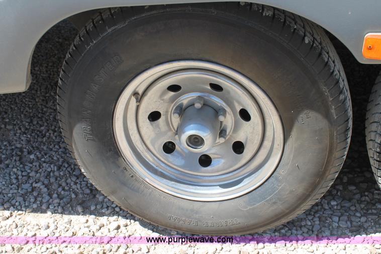 image for item G5789 2007 Fleetwood 37.5' fifth wheel travel trailer