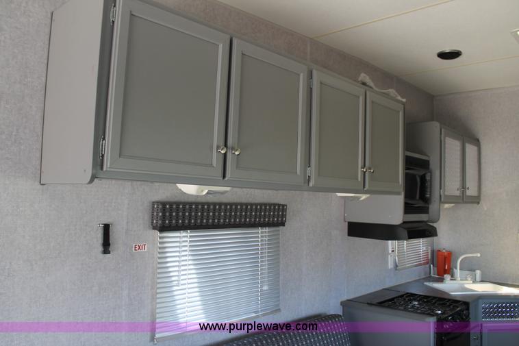 image for item G5789 2007 Fleetwood 37.5' fifth wheel travel trailer