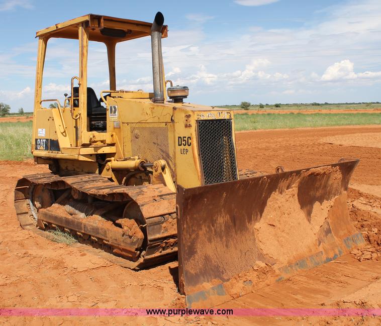 image for item G5793 1992 Caterpillar D5C dozer