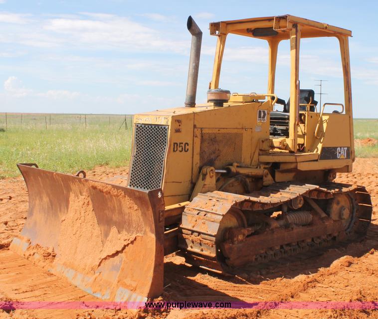 image for item G5793 1992 Caterpillar D5C dozer