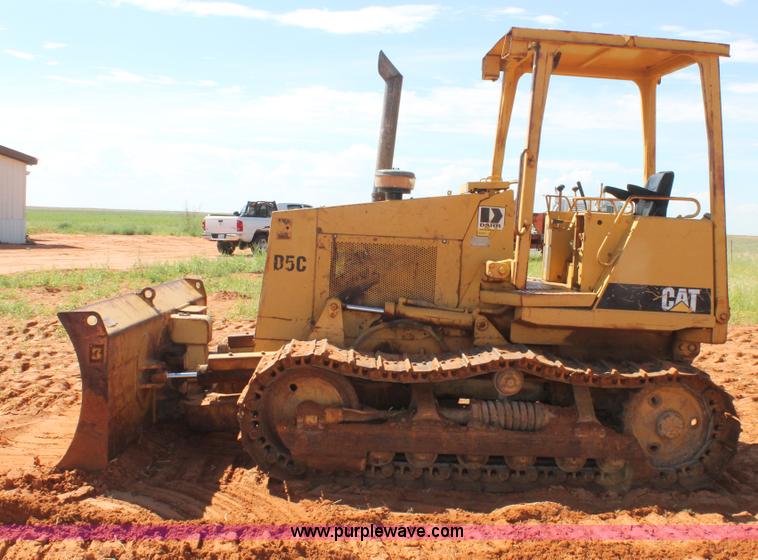 image for item G5793 1992 Caterpillar D5C dozer