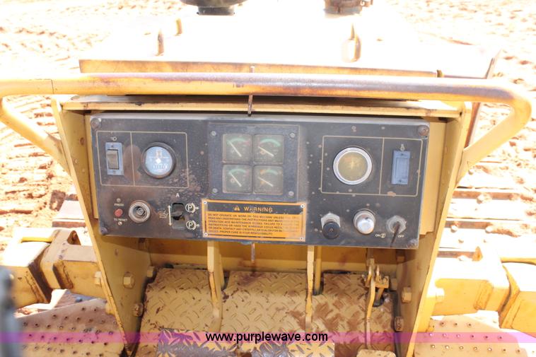 image for item G5793 1992 Caterpillar D5C dozer