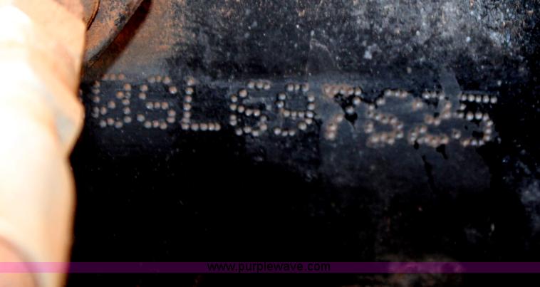 image for item G5794 1995 Freightliner FL70 semi truck