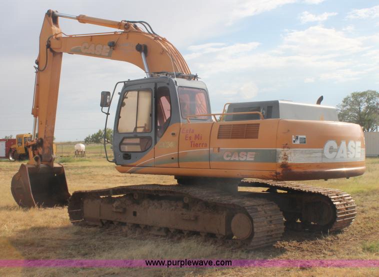 image for item G5799 2002 Case CX240 excavator