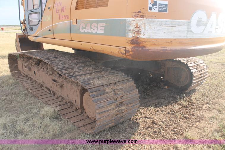image for item G5799 2002 Case CX240 excavator