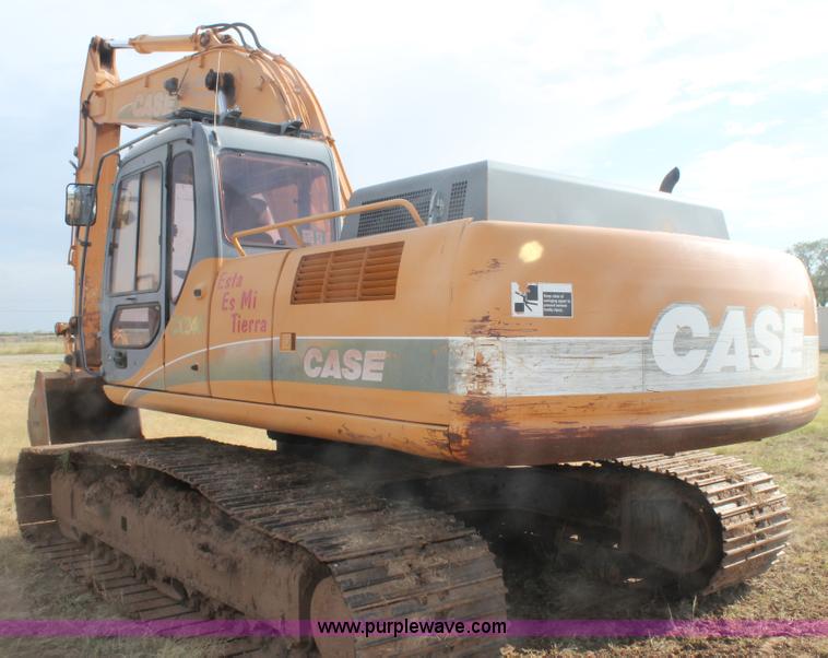 image for item G5799 2002 Case CX240 excavator