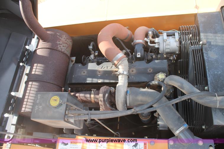 image for item G5799 2002 Case CX240 excavator