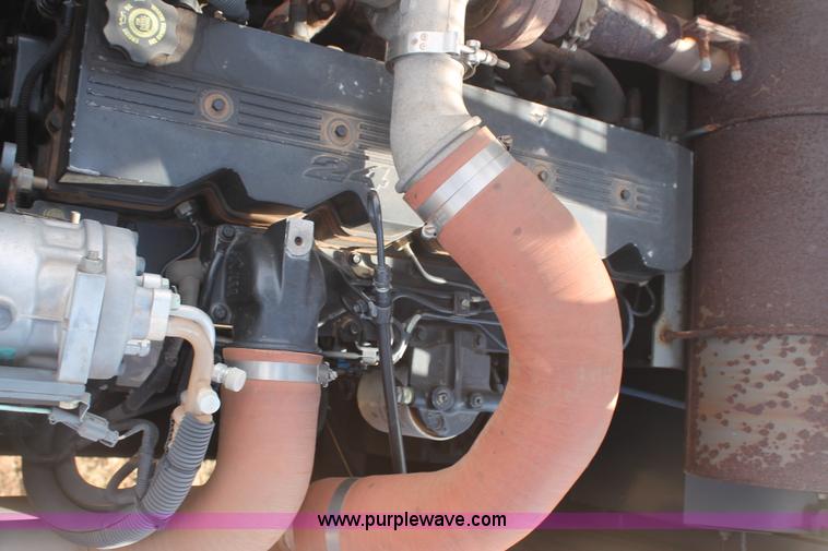 image for item G5799 2002 Case CX240 excavator