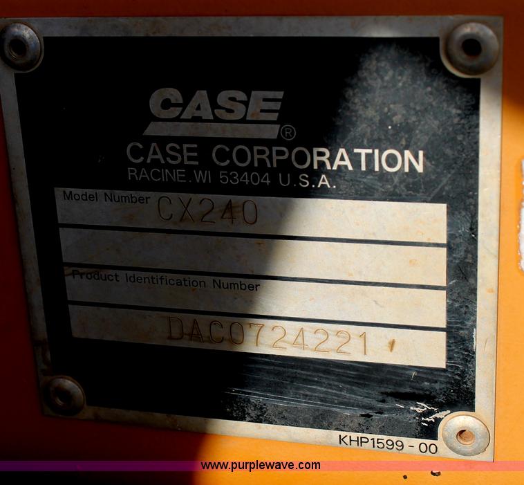 image for item G5799 2002 Case CX240 excavator