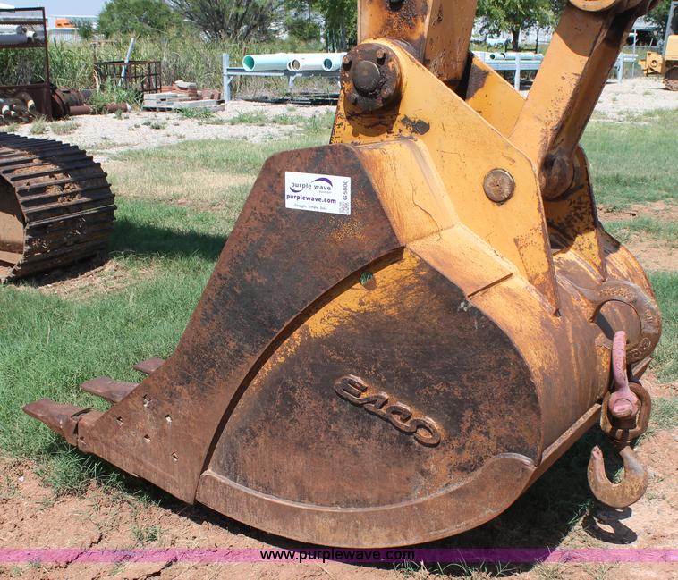 image for item G5800 Esco HDP 48" excavator bucket