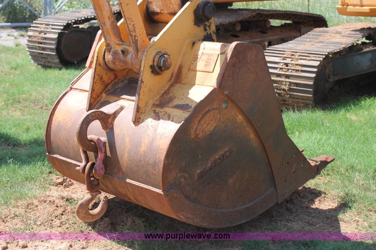 image for item G5800 Esco HDP 48" excavator bucket