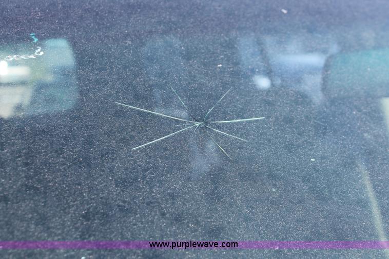 image for item H3560 2002 Chevrolet Trailblazer LS SUV