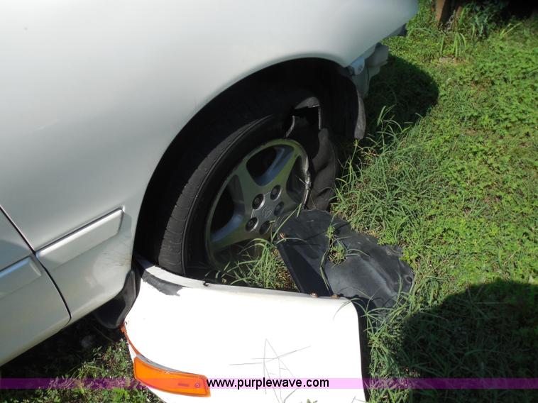 image for item H9813 1995 Toyota Avalon XLS