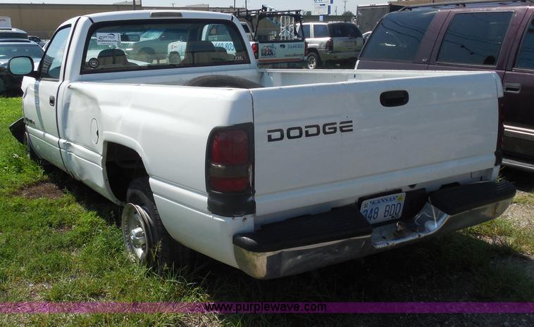 image for item H9815 1999 Dodge Ram 1500 pickup truck