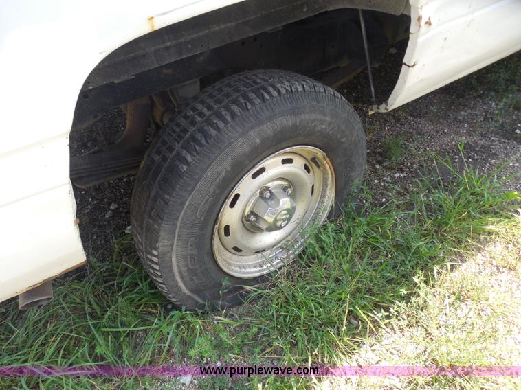 image for item H9815 1999 Dodge Ram 1500 pickup truck