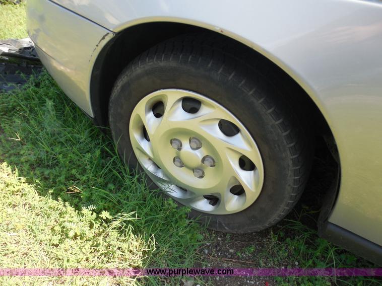 image for item H9816 2000 Saturn LS LS1