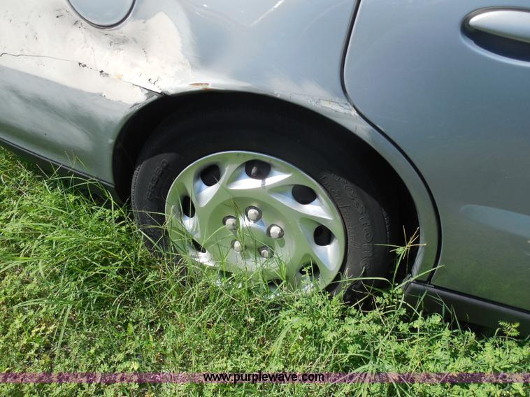 image for item H9816 2000 Saturn LS LS1