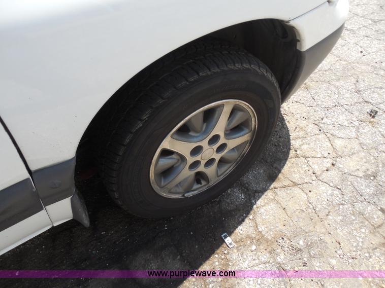 image for item H9817 1997 Plymouth Grand Voyager van