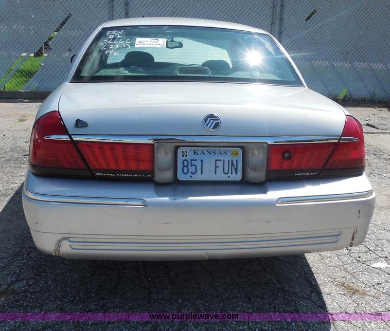 image for item H9819 2001 Mercury Grand Marquis