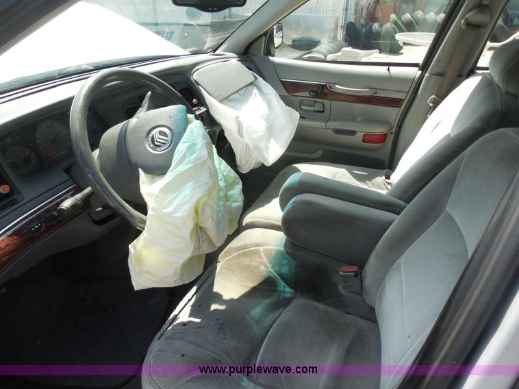 image for item H9819 2001 Mercury Grand Marquis