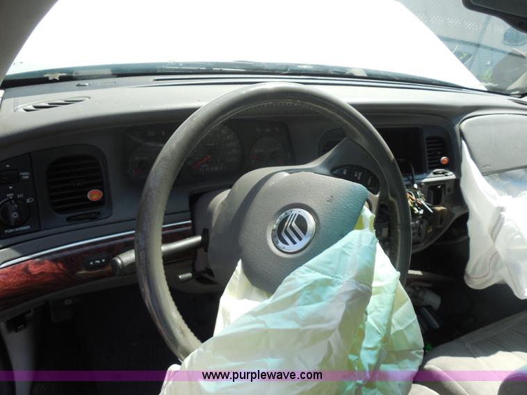 image for item H9819 2001 Mercury Grand Marquis