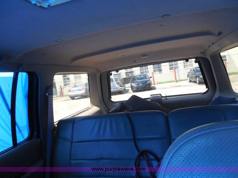 image for item H9821 1992 Ford Explorer Eddie Bauer SUV