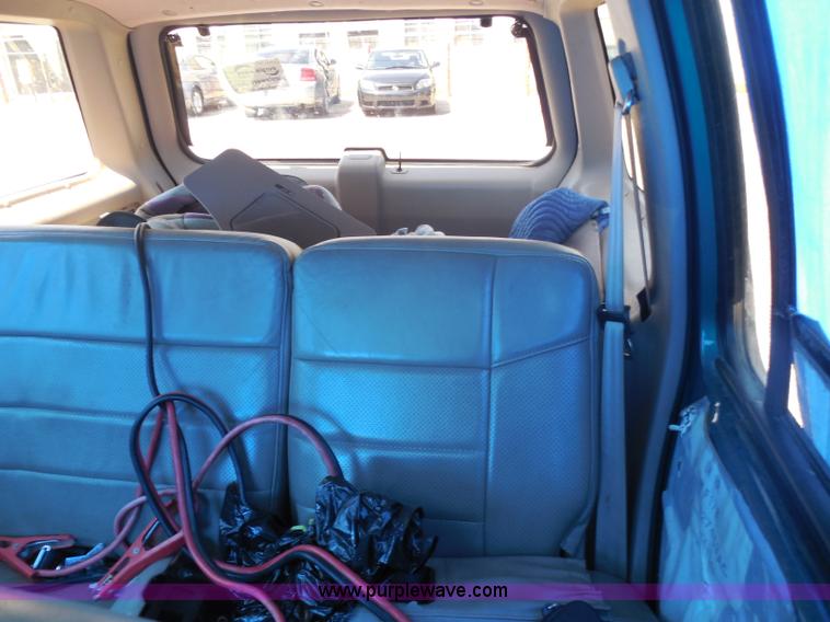 image for item H9821 1992 Ford Explorer Eddie Bauer SUV