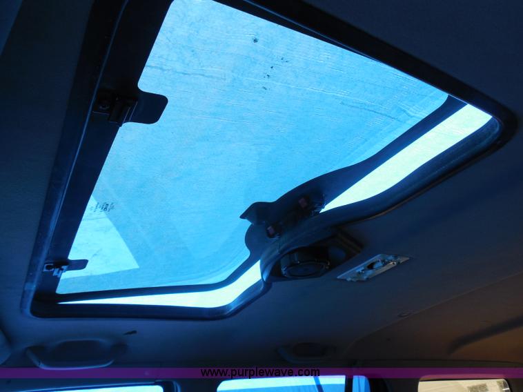 image for item H9821 1992 Ford Explorer Eddie Bauer SUV