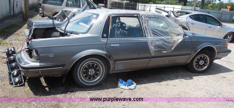 image for item H9825 1992 Buick Century Custom