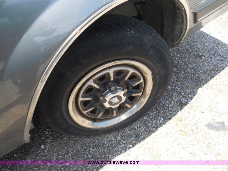 image for item H9825 1992 Buick Century Custom