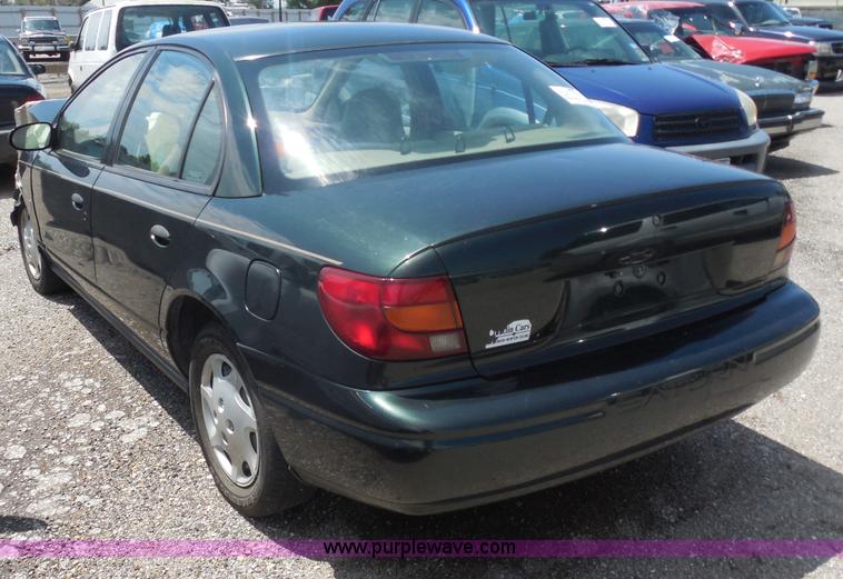image for item H9828 2000 Saturn SL SL1